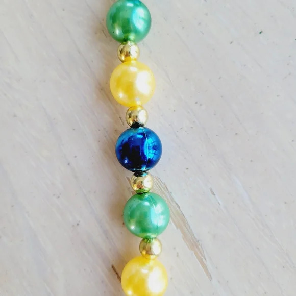 Jimmy Buffet Cheeseburger in Paradise Necklace - Picture 5 of 9